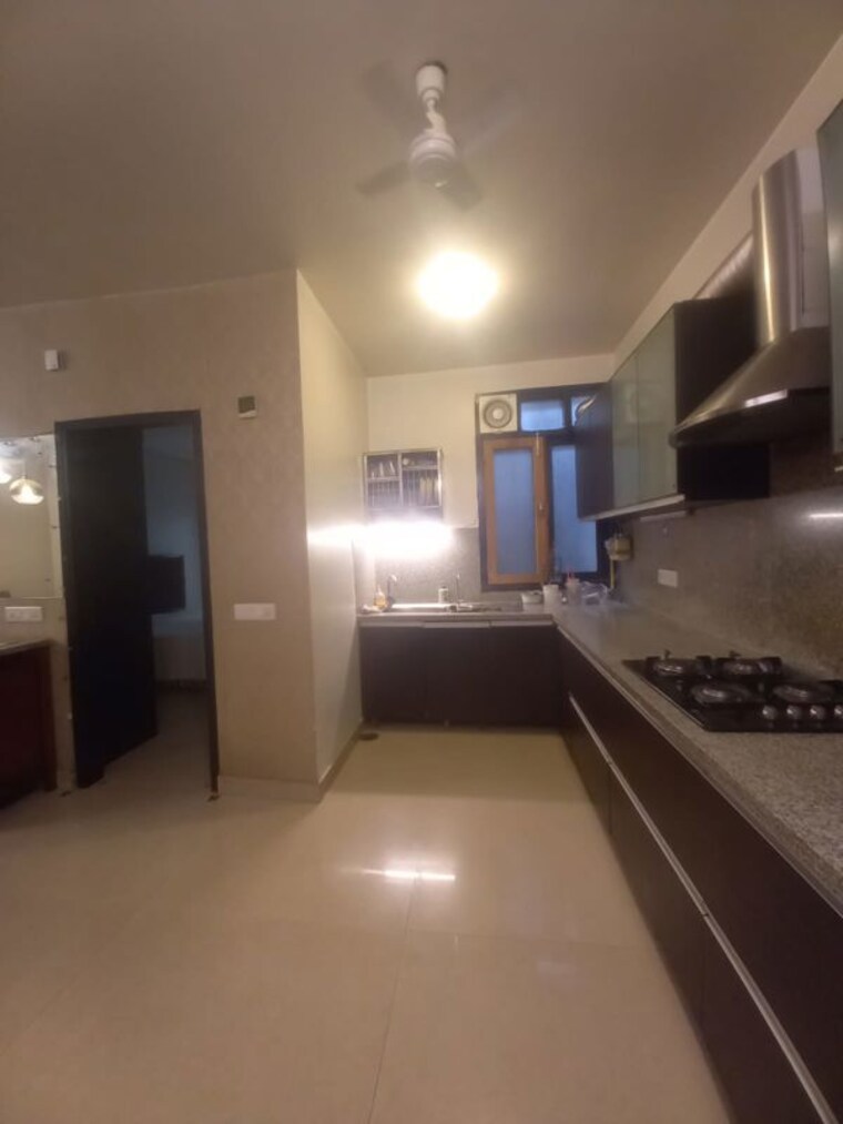 Kitchen, nehru place 3 Bedroom 1900 Sq.Ft. Apartment In Nehru Place Delhi 10767141