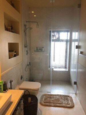 Attached Bathroom in 3 BHK Apartment at Oberoi Realty Sky Heights, Andheri West – for Sale