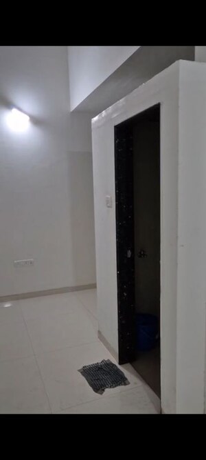  Office Space For Rent in Pankaj Laxmi Heights, Vikhroli West