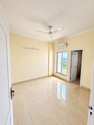 Room in 3 BHK Apartment at Shree Vardhman Victoria, Sector 70 – for Rent
