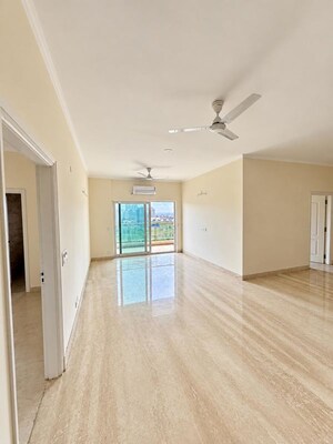 3 BHK Apartment For Rent in Shree Vardhman Victoria, Sector 70
