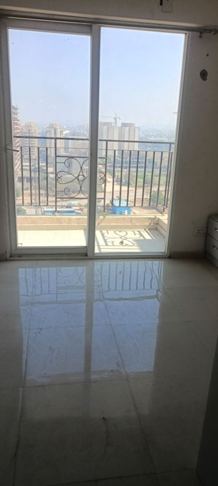 Room, signature-global-the-millennia 2 Bedroom 800 Sq.Ft. Apartment In Sector 37d Gurgaon 10767131