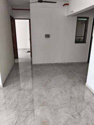 Room in 3 BHK Apartment at Majestique Towers, Kharadi – for Rent