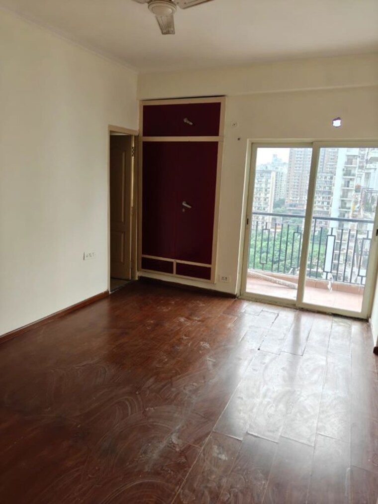 Room, maxblis-white-house 2 Bedroom 900 Sq.Ft. Apartment In Sector 75 Noida 10767174