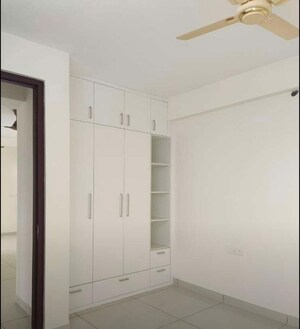 Room in 3 BHK Apartment at Allwin El Spazia, Sanauli – for Rent