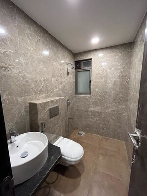Bathroom in 3 BHK Apartment at The Park Residency Andheri, Andheri West – for Sale