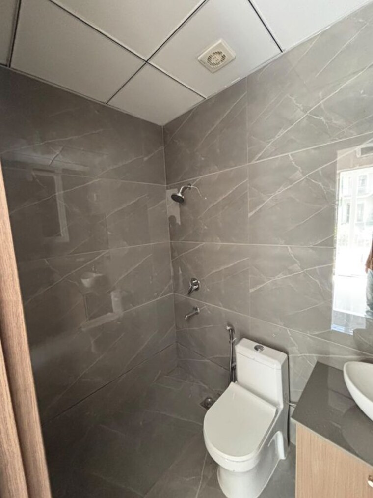 Bathroom, m3m-antalya-hills 3 Bedroom 1600 Sq.Ft. Builder Floor In Sector 79 Gurgaon 10767205