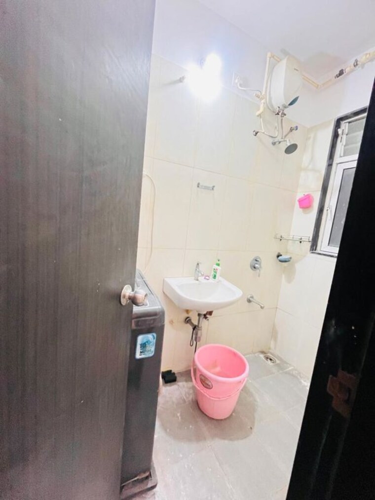 Bathroom, kolte-patil-life-republic 1 Bedroom 457 Sq.Ft. Apartment In Hinjewadi Pune 10767225