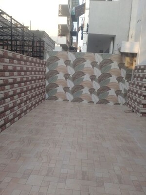 Parking in 3 BHK Builder Floor at Palam Vihar – for Rent