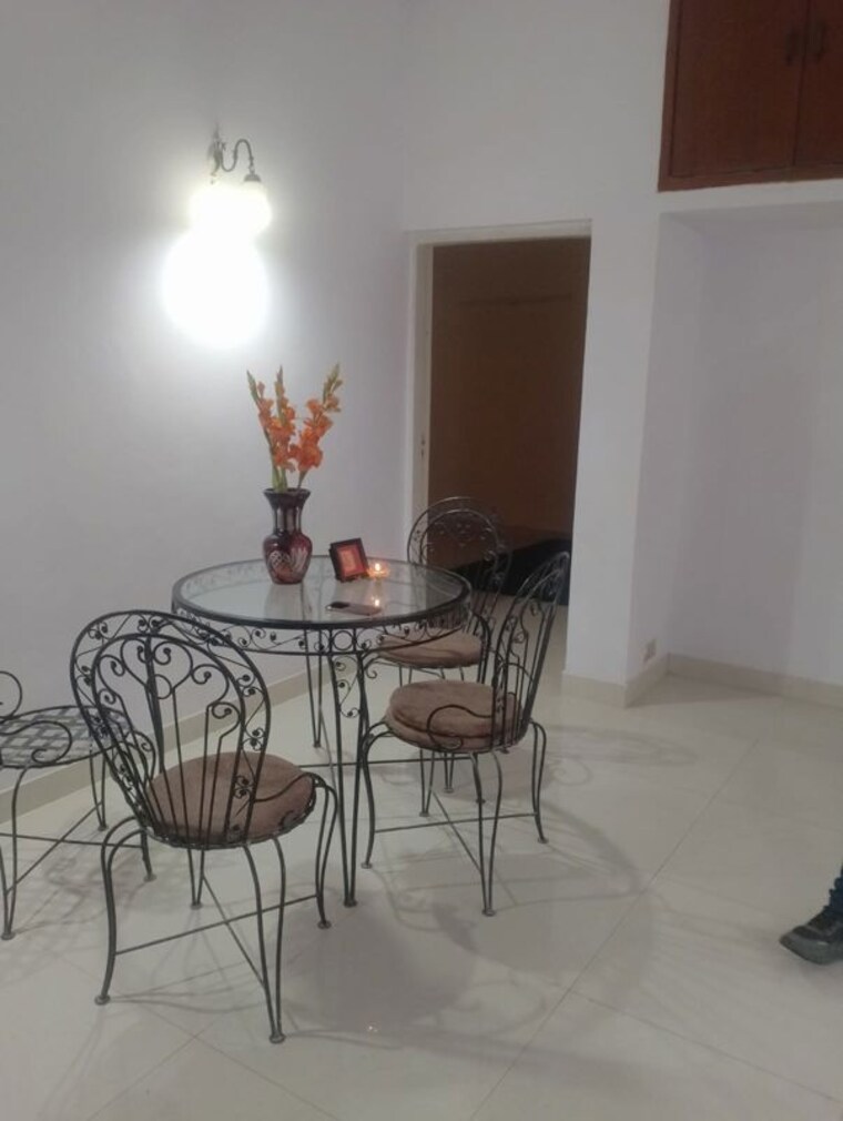 Living Room, palam vihar 3 Bedroom 270 Sq.Yd. Builder Floor In Palam Vihar Delhi 10767242