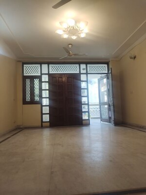 3 BHK Builder Floor For Rent in Lajpat Nagar