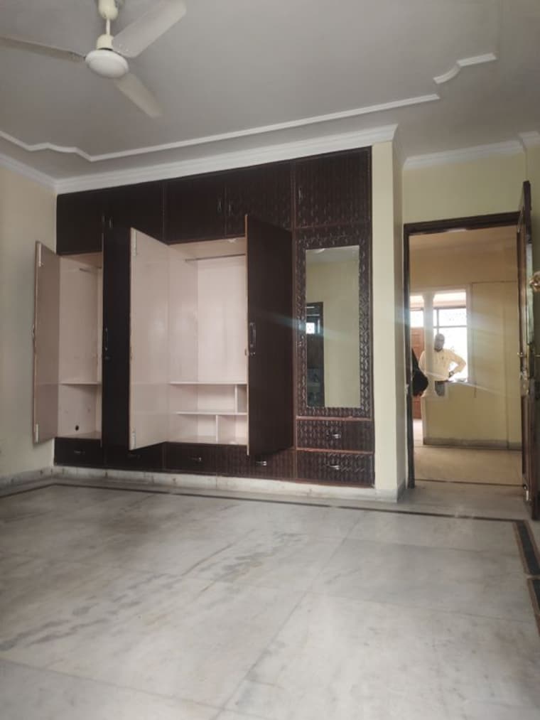 Kitchen, lajpat nagar 3 Bedroom 1800 Sq.Ft. Builder Floor In Lajpat Nagar Delhi 10767260