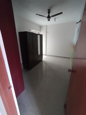 Room in 3 BHK Apartment at Santara Magan Place II, Hulimavu – for Rent