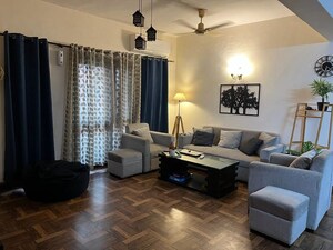Living Room in 2 BHK Builder Floor at Sector 104 – for Rent