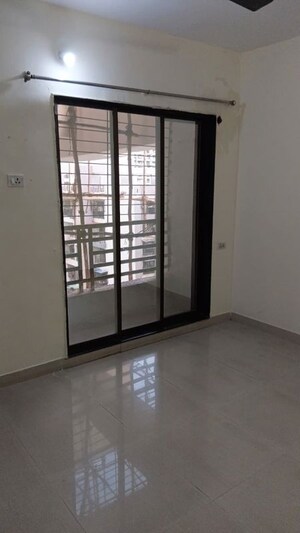 Room in 2 BHK Apartment at Shiv Tirth, Kharghar – for Rent