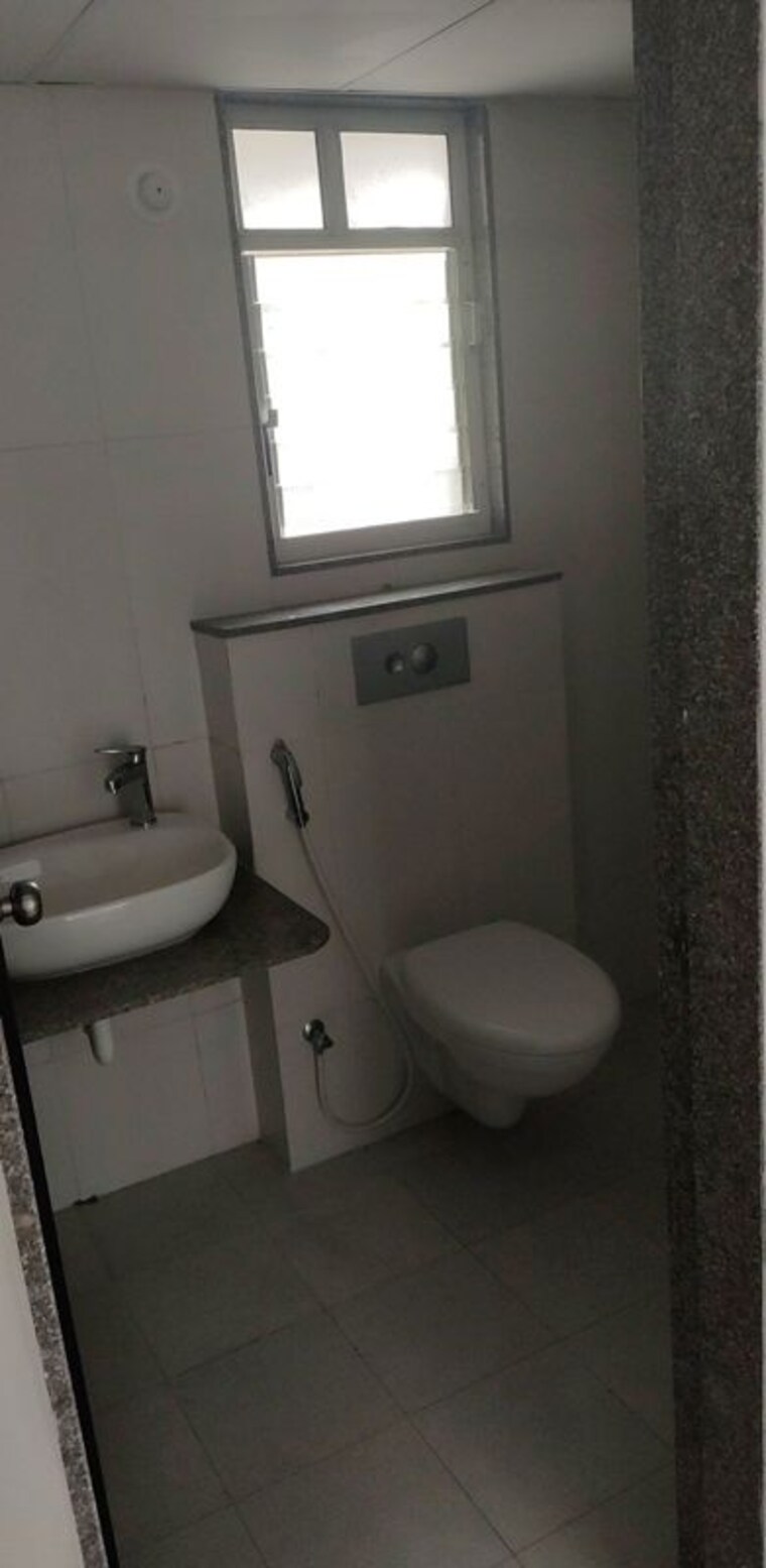 Bathroom, kolte-patil-life-republic 3 Bedroom 1200 Sq.Ft. Apartment In Hinjewadi Pune 10767286