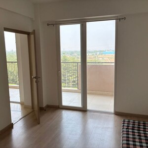 Room in 3 BHK Builder Floor at Signature Global City 81, Sector 81 – for Rent