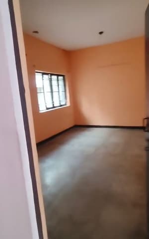 Room in 2 BHK Apartment at Green View Apartment, Vasundhara Sector 17 – for Sale