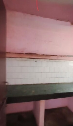 Furnished Amenities in 2 BHK Apartment at Green View Apartment, Vasundhara Sector 17 – for Sale