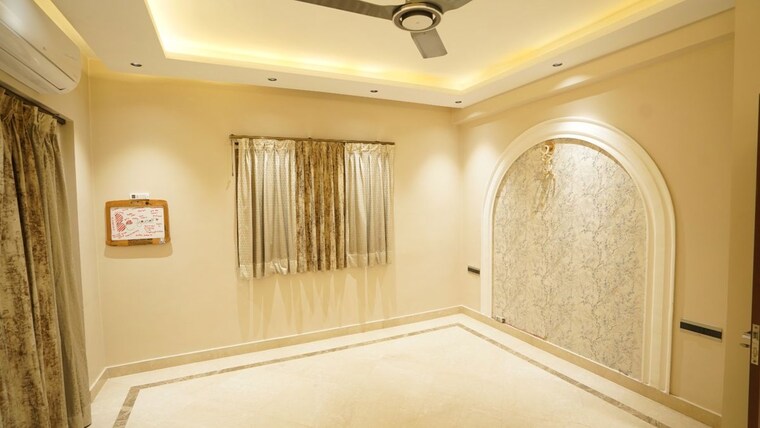 Room, central-park-flower-valley 6+ Bedroom 2500 Sq.Ft. Villa In Sohna Sector 33 Gurgaon 10767297