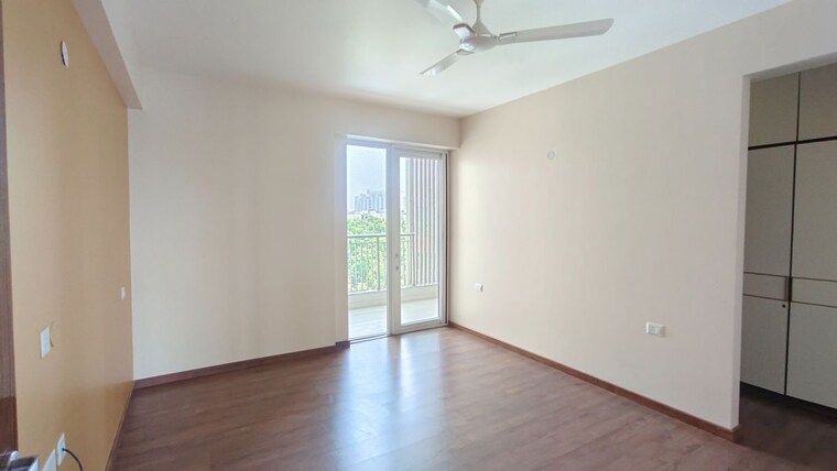 Room, gaur-city-5th-avenue 2.5 Bedroom 1175 Sq.Ft. Apartment In Sector 4 Greater Noida Greater Noida 10767330