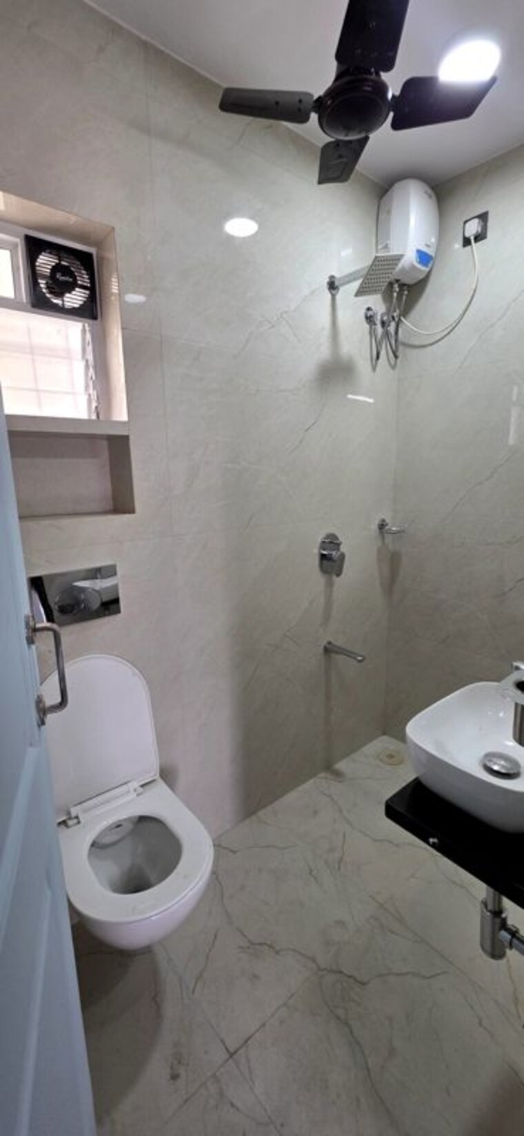 Bathroom, hdil-dheeraj-diamond 2 Bedroom 885 Sq.Ft. Apartment In Malad West Mumbai 10767348