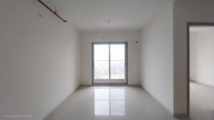 Room in 5 BHK Apartment at Hiranandani Estate, Ghodbunder Road – for Rent
