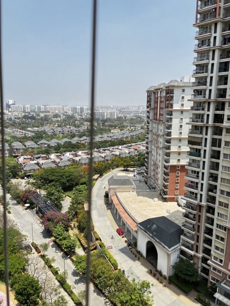 Exterior View, prestige-lakeside-habitat-apartments 3 Bedroom 1697 Sq.Ft. Apartment In Gunjur Bangalore 10767358