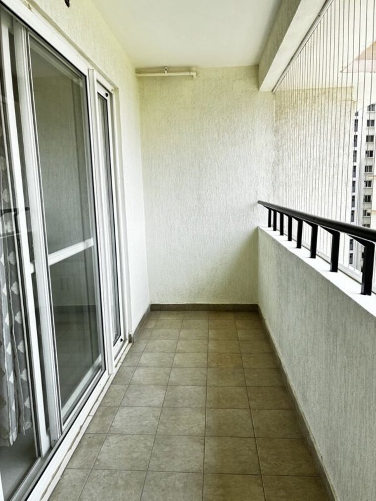 Balcony, prestige-lakeside-habitat-apartments 3 Bedroom 1697 Sq.Ft. Apartment In Gunjur Bangalore 10767358
