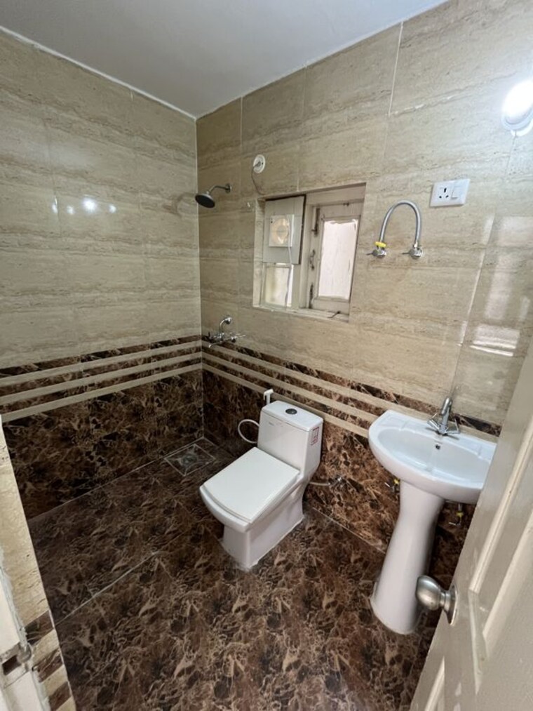 Bathroom, tdi-the-grand-retreat 3 Bedroom 1154 Sq.Ft. Apartment In Sector 88 Faridabad 10351743