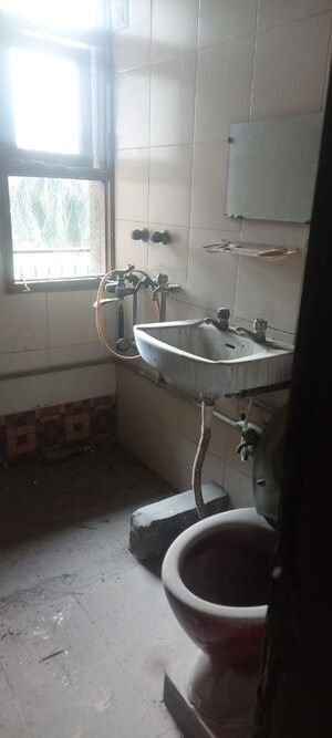 Team Area in 4 BHK Apartment at Ip Extension – for Sale