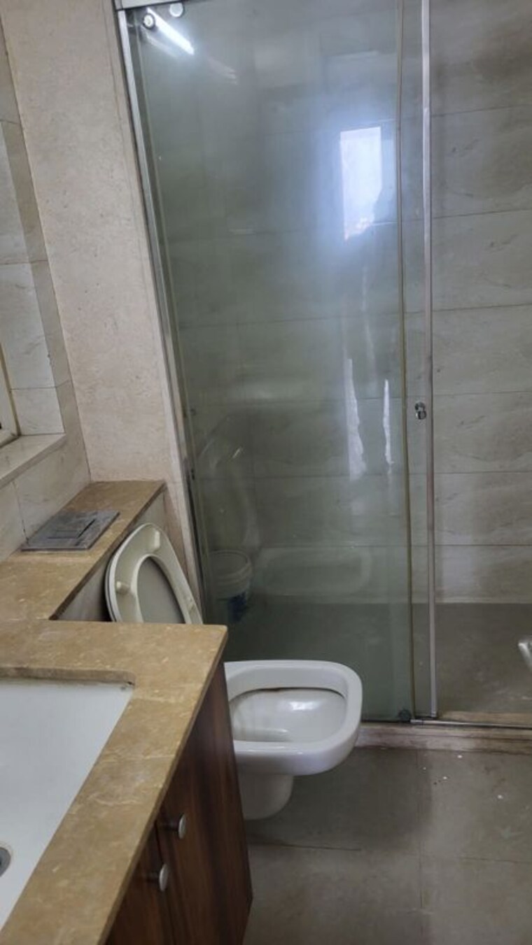 Bathroom, gaur-city-5th-avenue 3 Bedroom 1470 Sq.Ft. Apartment In Sector 4 Greater Noida Greater Noida 10767364