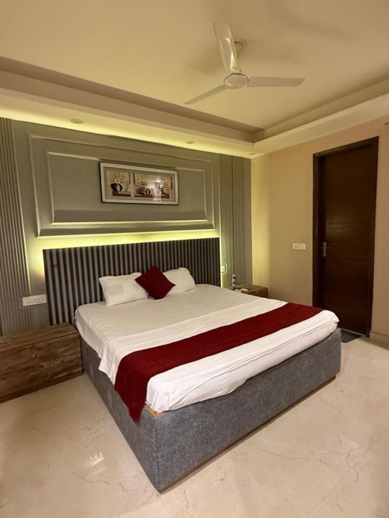 Bedroom, freedom fighters vihar 3 Bedroom 1980 Sq.Ft. Builder Floor In Freedom Fighters Vihar Delhi 10767368