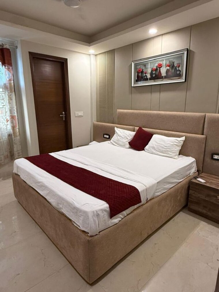 Bedroom, freedom fighters vihar 3 Bedroom 1980 Sq.Ft. Builder Floor In Freedom Fighters Vihar Delhi 10767368