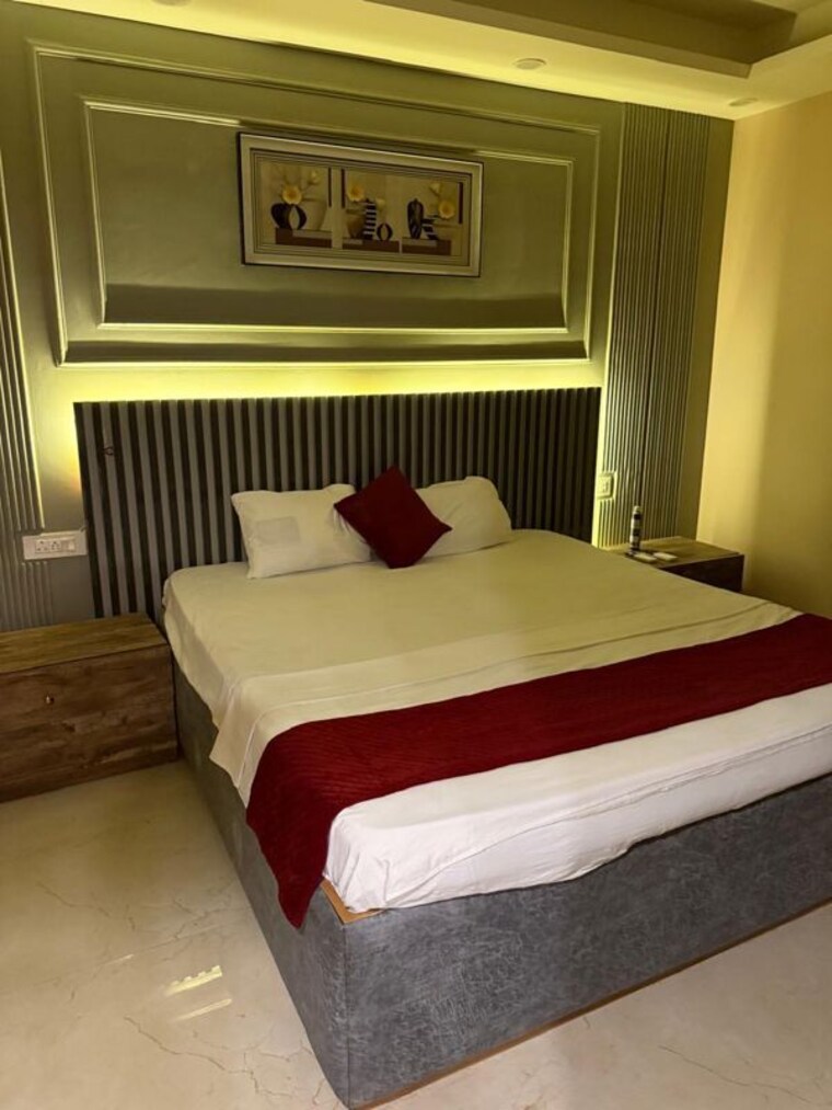 Bedroom, freedom fighters vihar 3 Bedroom 1980 Sq.Ft. Builder Floor In Freedom Fighters Vihar Delhi 10767368