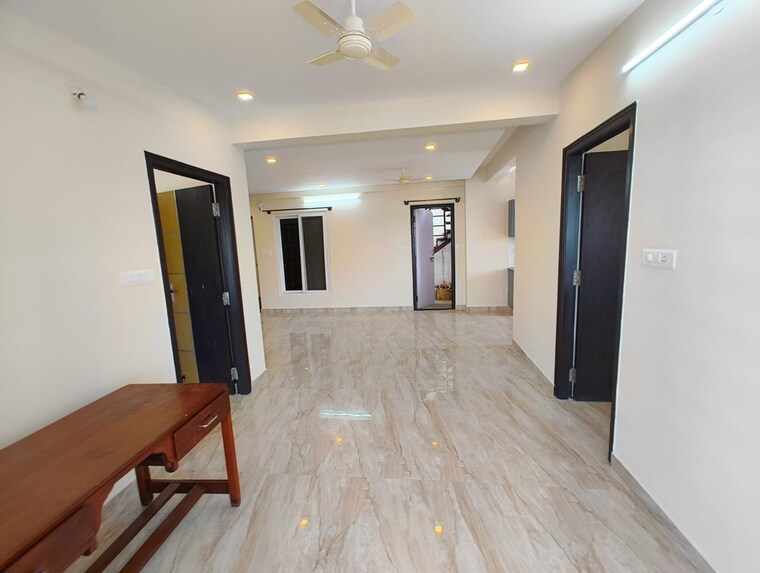 Room, shree-lakshmi-grand 2 Bedroom 1300 Sq.Ft. Apartment In Koramangala Bangalore 10767384