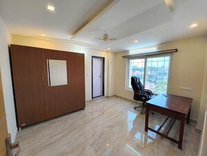 Room in 2 BHK Apartment at Shree Lakshmi Grand, Koramangala – for Rent