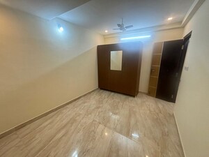 Room in 2 BHK Apartment at Shree Lakshmi Grand, Koramangala – for Rent