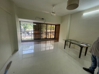 2 BHK +Apartment For Rent in Nirman Kutir in Yari Road, Mumbai