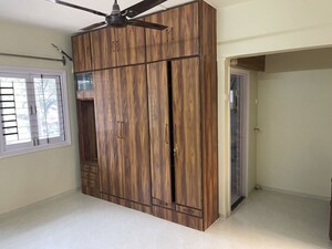 Bedroom in 2 BHK Apartment at Nirman Kutir, Yari Road – for Rent