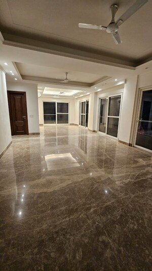 4 BHK Apartment For Rent in Green Park Extension
