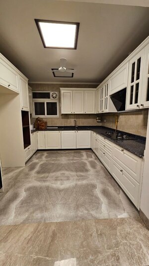 Kitchen in 4 BHK Apartment at Green Park Extension – for Rent