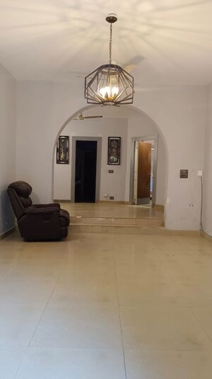 Living Room in 3 BHK Builder Floor at Palam Vihar – for Rent