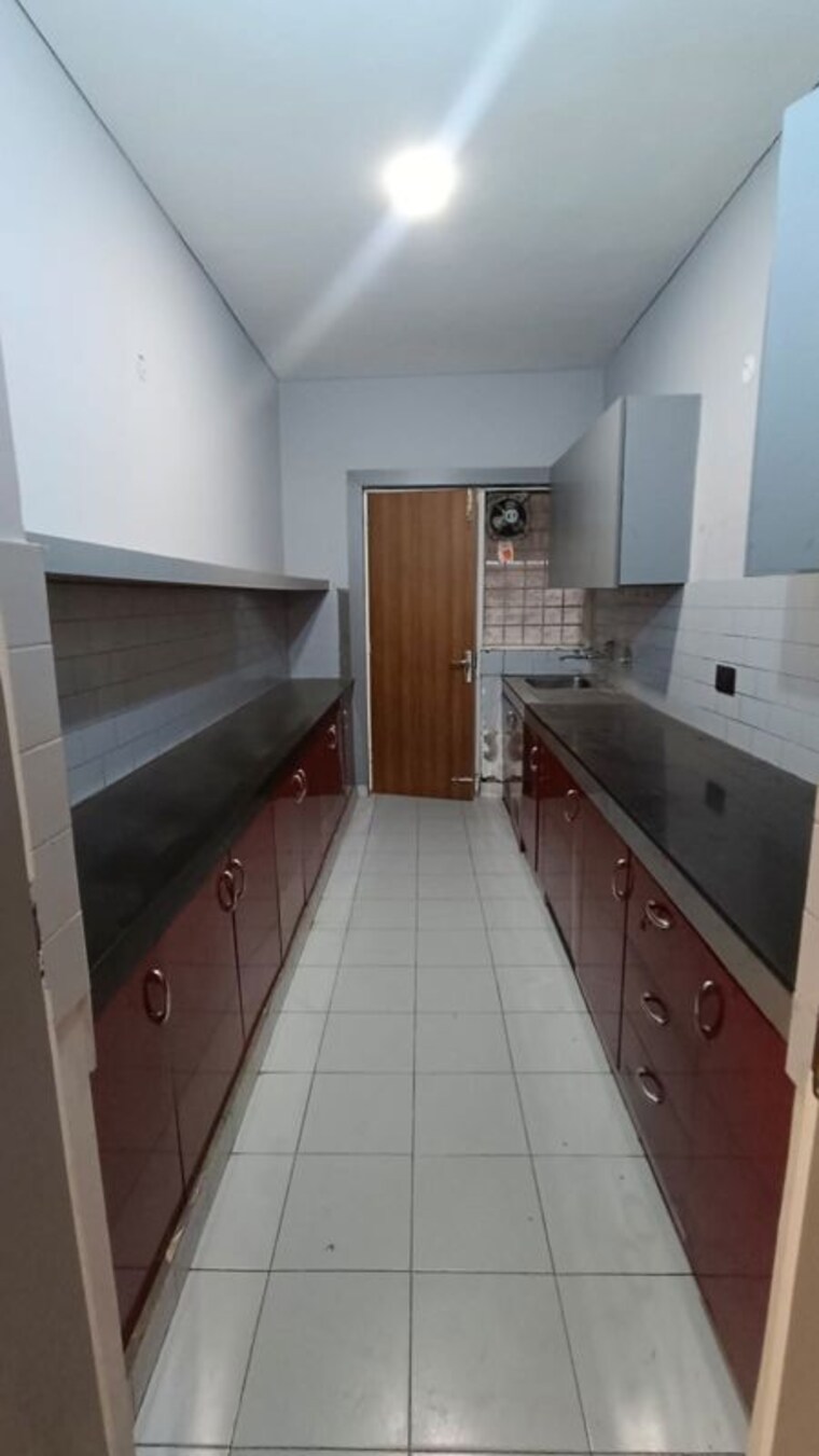 Kitchen, palam vihar 3 Bedroom 204 Sq.Yd. Builder Floor In Palam Vihar Delhi 10767410