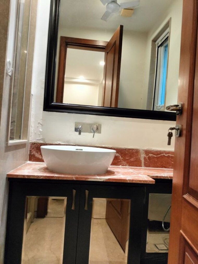 Kitchen, hauz khas enclave 4 Bedroom 3000 Sq.Ft. Apartment In Hauz Khas Enclave Delhi 10767419