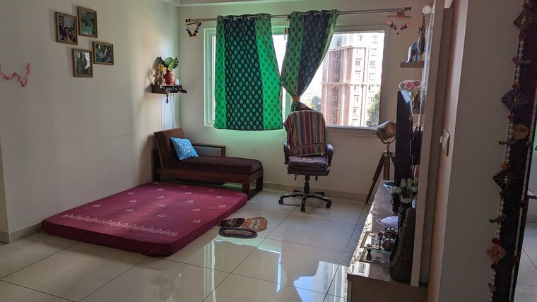 Living Room, prestige-lakeside-habitat-apartments 3 Bedroom 2280 Sq.Ft. Apartment In Gunjur Bangalore 10767458