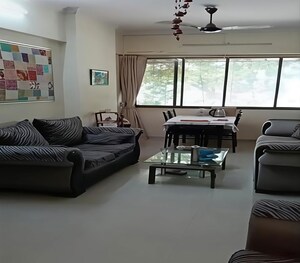 2 BHK Apartment For Sale in Dadar West