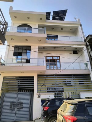 6+ BHK Independent House For Sale in Kalli Paschim