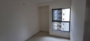 Room in 2 BHK Apartment at Rustomjee La Vie, Majiwada – for Sale