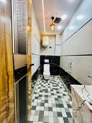 Kitchen in 2 BHK Builder Floor at Dwarka Mor – for Rent
